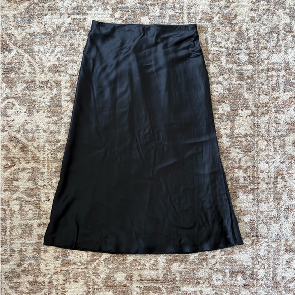 Quince Black Silk Skirt - Picture 2 of 4